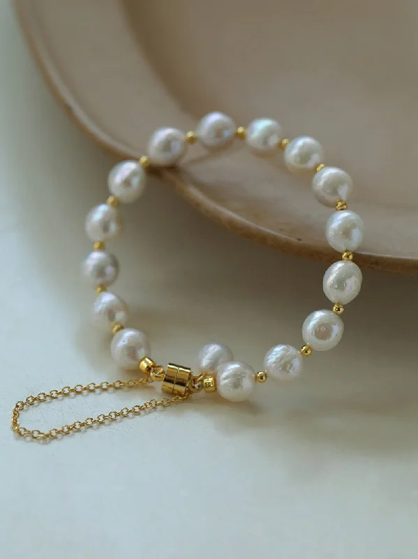 Magnetic Clasp Baroque Pearl Bracelet